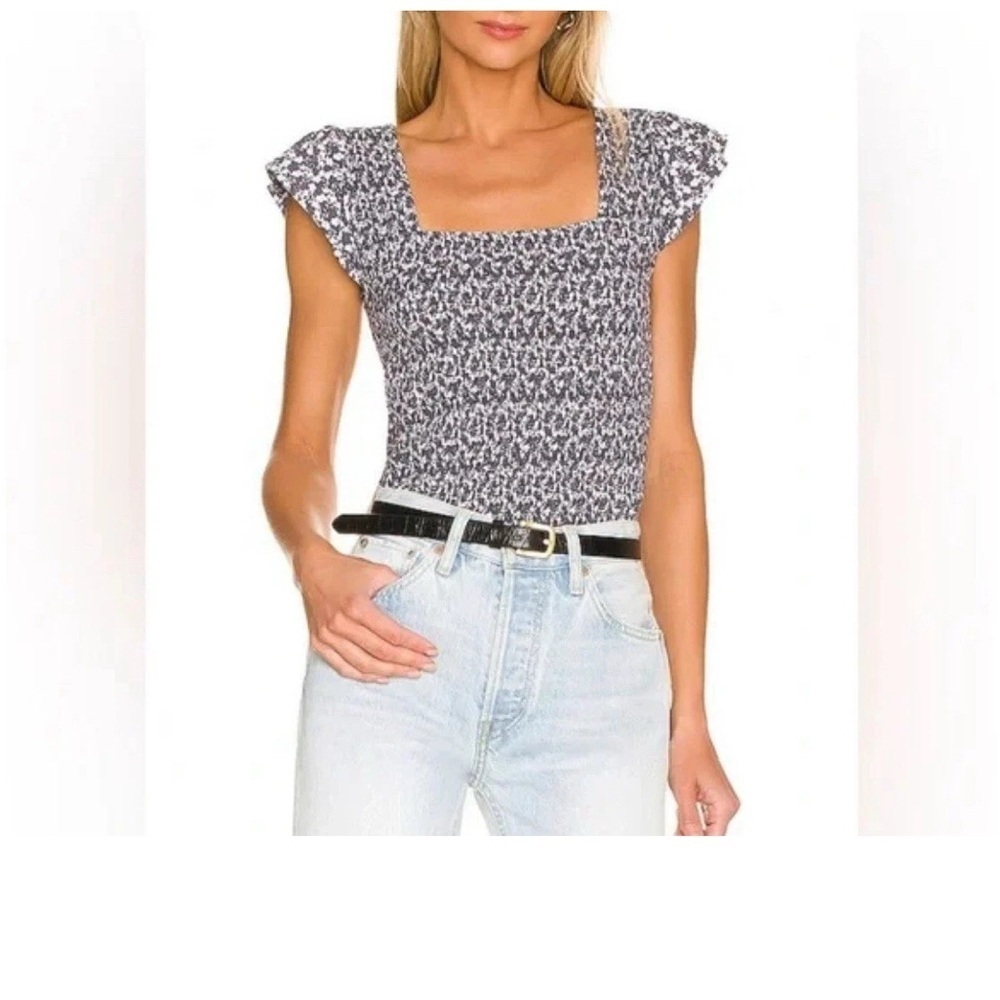 NATION LTD Alicia Smocked Ruffle Tank Top BluebellFloral Print Size Small